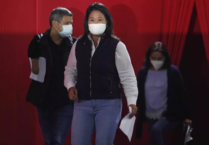 Keiko Fujimori denunció un "fraude sistemático" en el balotaje de las elecciones presidenciales de Perú. EFE