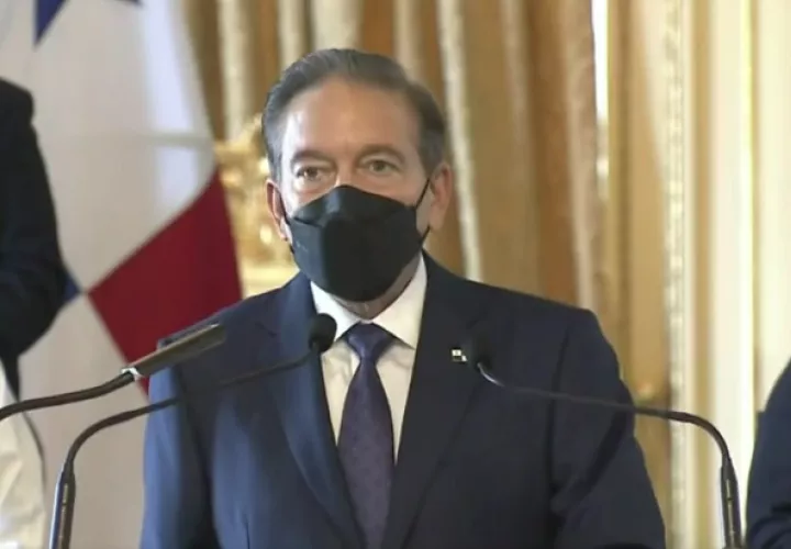El presidente Laurentino Cortizo hizo el anuncio en cadena nacional. 