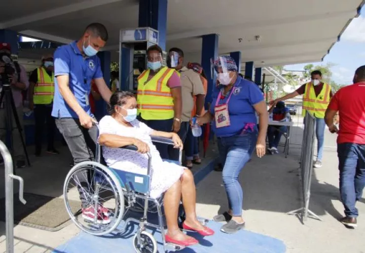 Los casos acumulados de covid-19  llegan a 470,855 y 7,300 muertes. Foto: Grupo Epasa