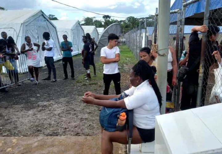 Los pocos migrantes que se encontraban apostados en la estación migratoria de San Vicente, Darién, eran haitianos,  venezolanos y cubanos. Luis Miguel Avila 