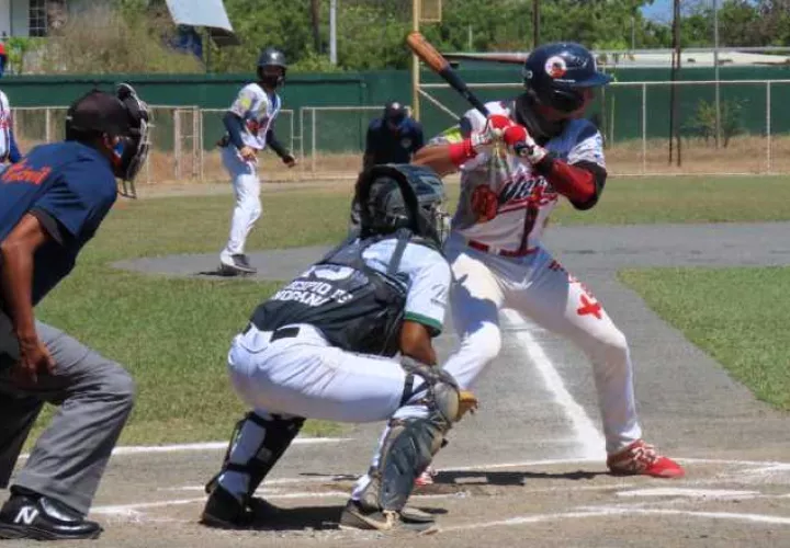 El béisbol juvenil inciará el 15 de enero. Foto:Fedebeis