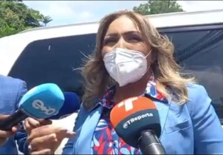 La diputada Yanibel Ábrego se mantiene en su recorrido a nivel nacional en consulta con las bases de Cambio Democrático. Foto: Grupo Epasa