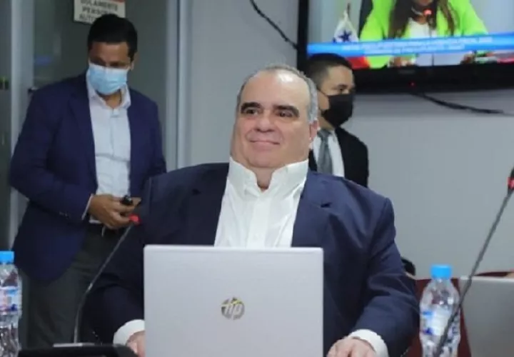 Las irregularidades cometidas en el quinquenio anterior se conocieron durante la vista presupuestaria de la Anati, sustentada por su administrador José G. Montenegro. Foto:Cortesía