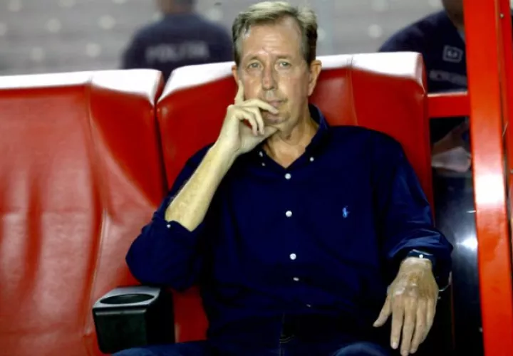 Gary Stempel vuelve al banquillo del Sanfra. Foto: Archivo