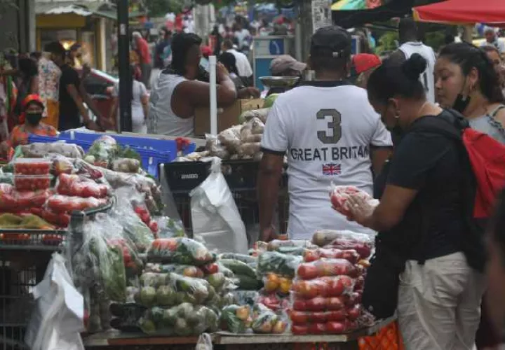 Los encuestados también citaron el hecho de que algún miembro del hogar no cuenta con empleo, sin diferencias entre las características demográficas. Foto: Grupo Epasa