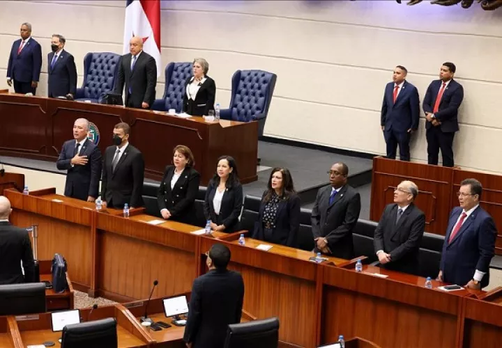 Varios de los magistrados designados por Cortizo estuvieron en la instalación de la legislatura de la Asamblea, este lunes. Foto: Cortesía O. Judicial