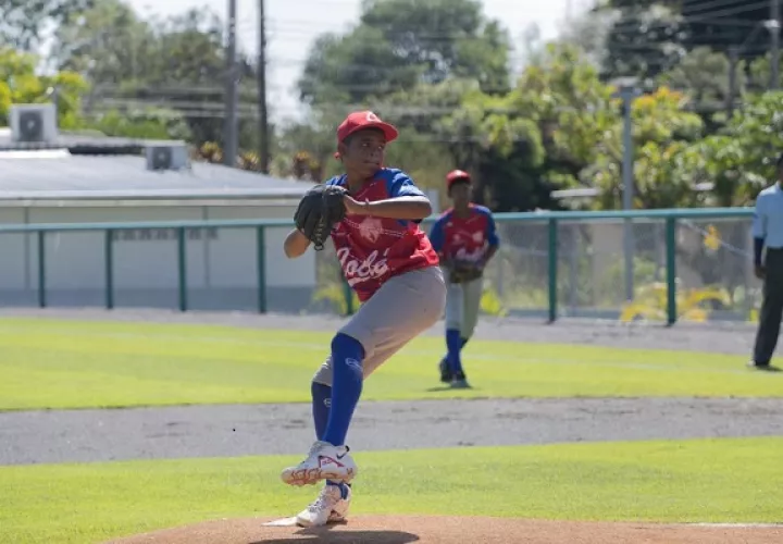 Coclé eliminó a Herrera en el béisbol U12. Foto: Cortesía
