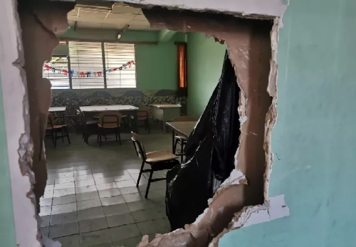 Las instalaciones del Instituto Profesional y Técnico de Veraguas se encuentran en mal estado. Foto. Melquíades Vásquez