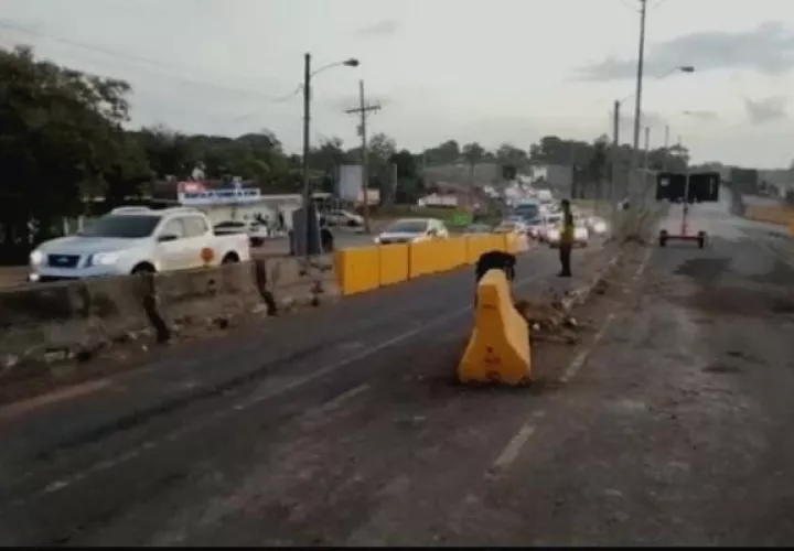 Inversión de carriles en Las Espiga de La Chorrera. Foto: Cortesía