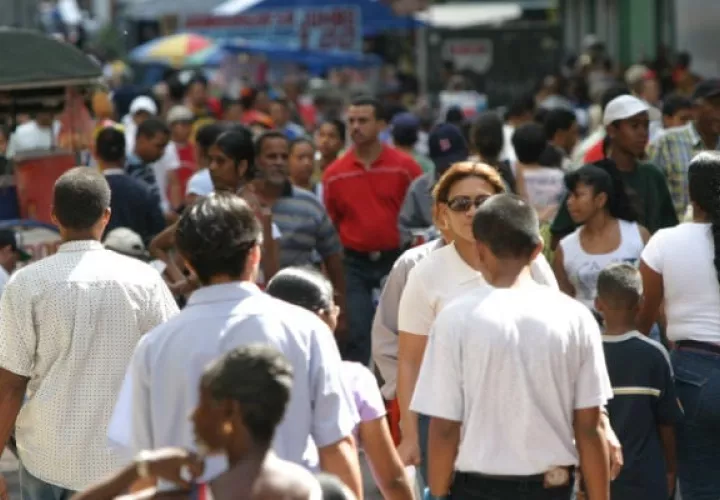 El 32% de los panameños encuestados indican que el principal problema que están enfrentando en sus hogares es el alto costo de la vida.