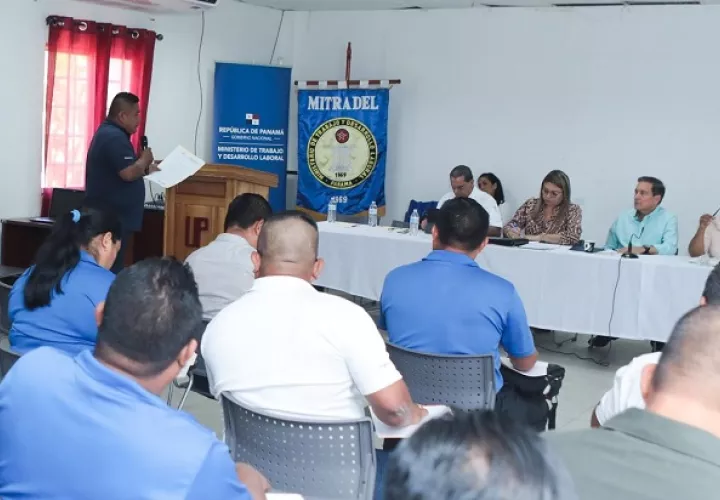 A inicios de 2020, Cortizo se comprometió con los trabajadores bananeros en respetar un acuerdo alcanzado el último día de 2019. Foto: Archivo