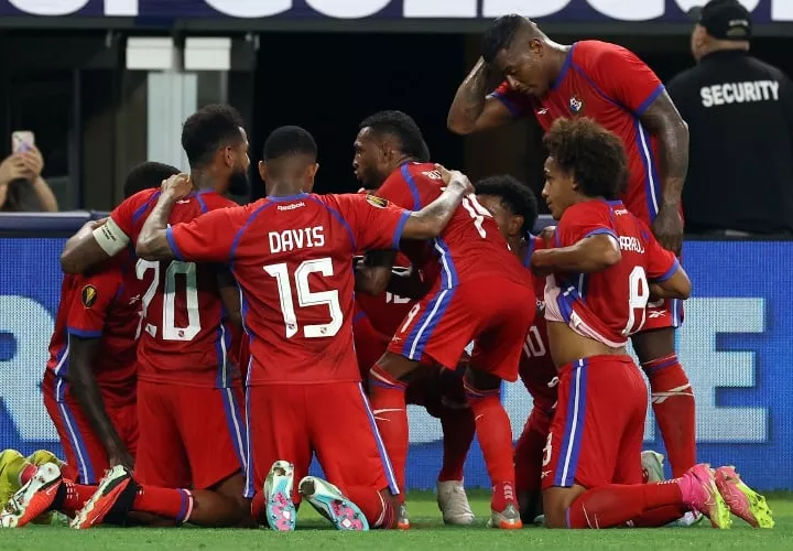 Jugadores del equipo panameño. Foto: EFE