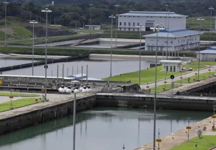 Sequía impactará al Canal de Panamá hasta septiembre del 2024, estima el administrador del Canal de Panamá, Ricaurte Vásquez.  EFE