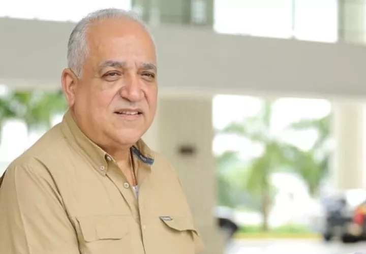 Luis Eduardo Camacho hizo un llamado a defender la democracia. 