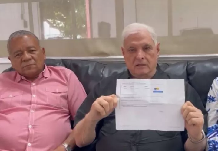 El candidato presidencial Ricardo Martinelli espera que el proceso electoral sea limpio y transparente.