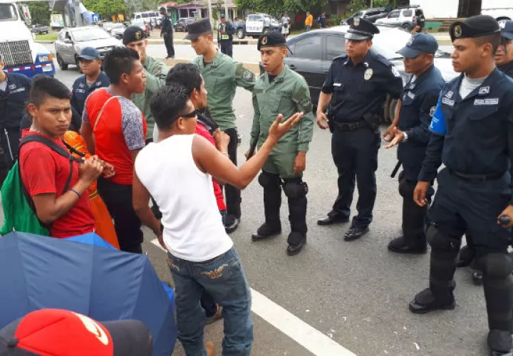 Detenidos en protestas son procesados ante un juez de paz  o el Ministerio Público, dependiendo del caso. Archivo.
