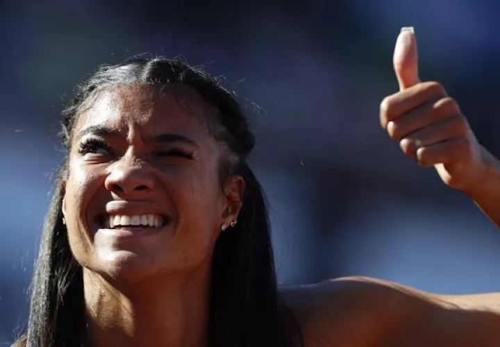 Gianna Woodruff  fue descalificada en los 400 metros con vallas y perdió el oro. Foto: COP
