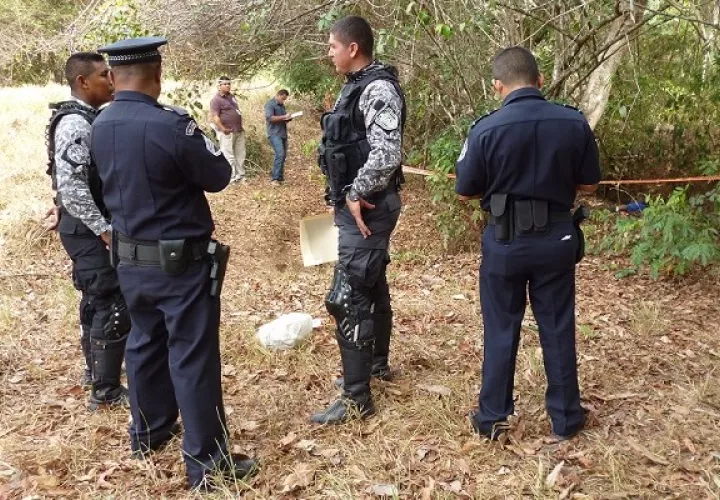 Las autoridades investigan el hecho de sangre que mantiene tristes a los habitantes de la comunidad mesana. Foto: Melquiades Vásquez