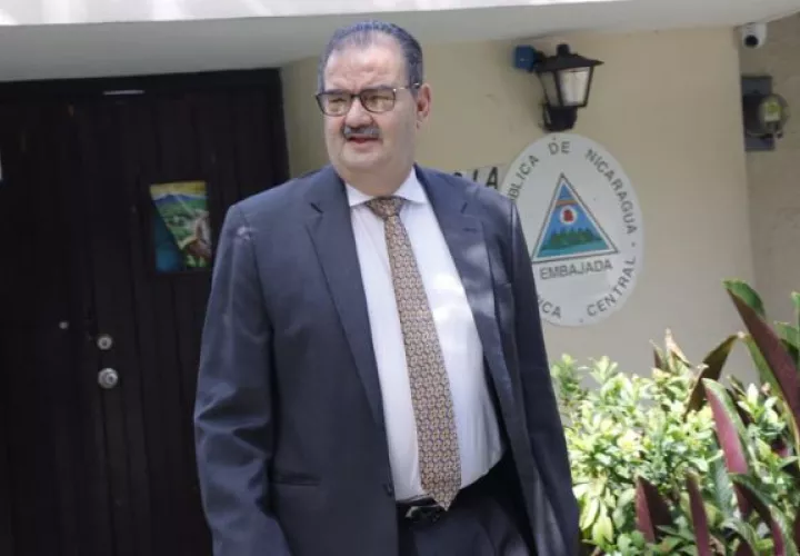El abogado Carlos Carrillo. Foto: Víctor Arosemena
