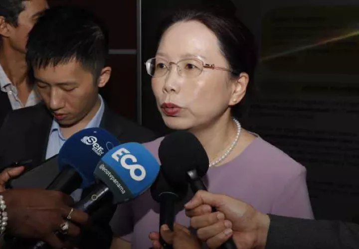 La embajadora Xu Xueyuan confía en que la respuesta de Panamá sea retomar las negociaciones. Víctor Arosemena