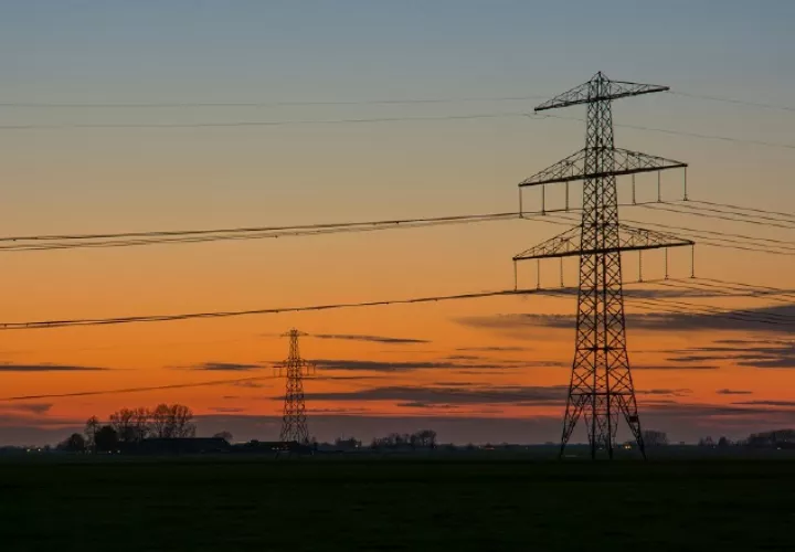 Según datos de la Asep, en 2021 había 41,731 kilómetros de redes de distribución eléctrica en el país. Foto: ilustrativa