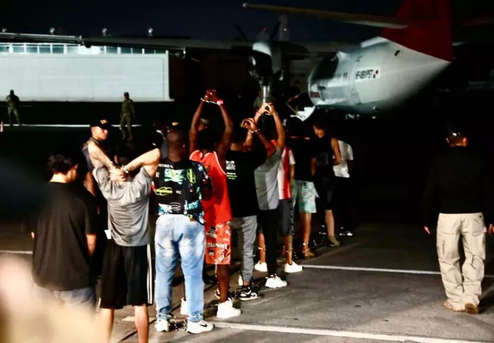 El primer vuelo salió esta madrugada del aeropuerto de Albrook. Foto: Cortesía 