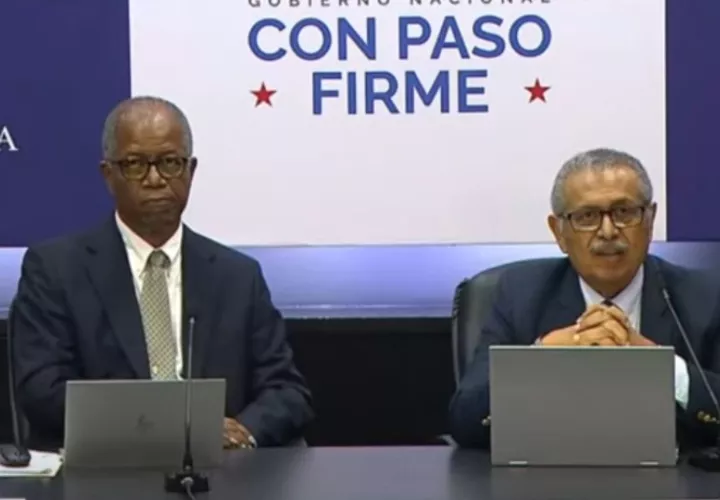 Se realizó la habitual conferencia de prensa tras la reunión de la mesas de trabajo.