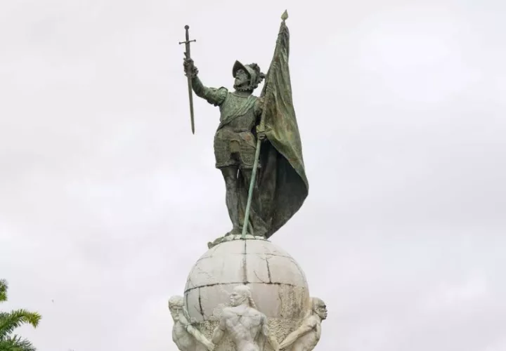 Monumento de Vasco Núñez de Balboa en la Cinta Costera de la Ave. Balboa. Foto: EFE