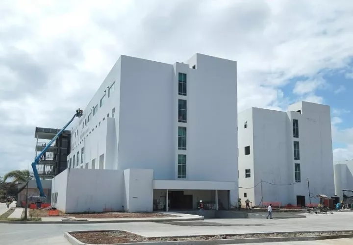 El presidente José Raúl Mulino, dijo que para diciembre o para inicios del 2025 se inaugurará el nuevo hospital de Colón. Foto. Archivo