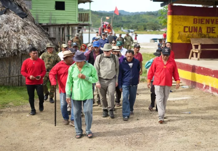 MiAmbiente realiza gira de trabajo por Guna Yala