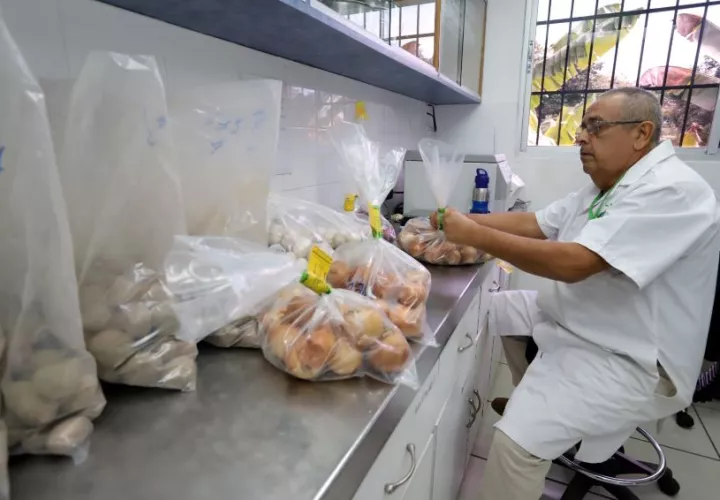 Los laboratorios de análisis fitosanitarios están certificados por normas de calidad ISO 9001 desde 2015.