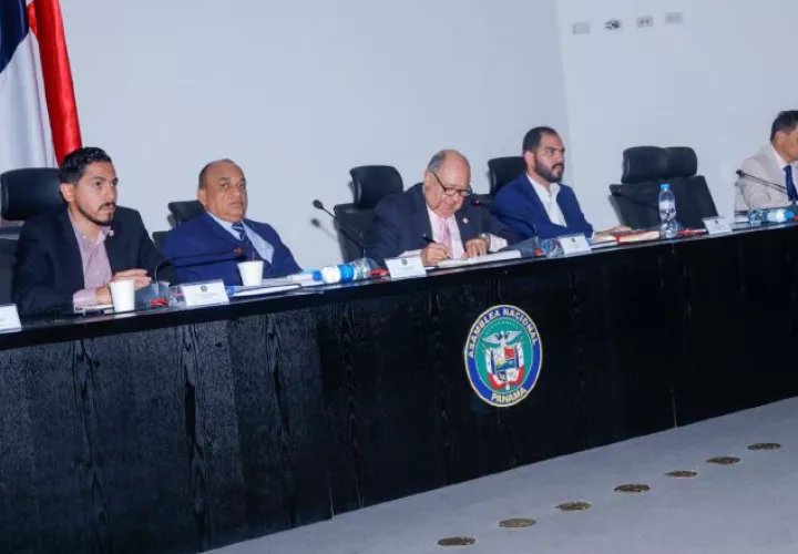 En el último día de consulta en la capital hablaron 11 personas. Cortesía