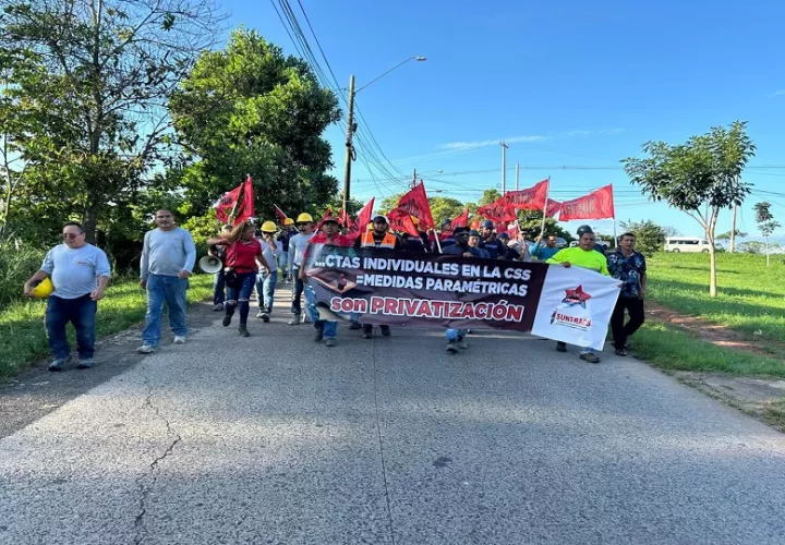 Obreros del Suntracs marchan en varios puntos del país. Foto: Cortesía
