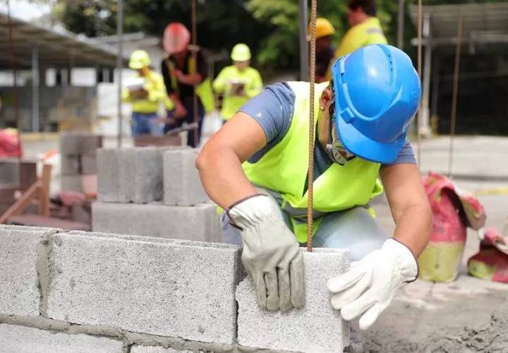 Construcción Civil es una de las áreas de formación que ofrece el Inadeh. Foto: Cortesía Inadeh