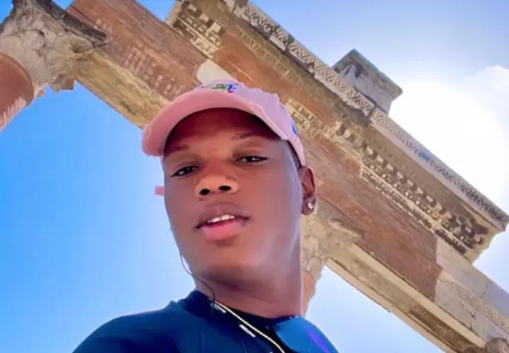 Zabdiel Vanhorn durante uno de sus viajes. 