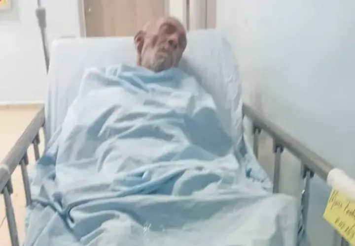 Fenton Achurra  ingresó por una fractura subcapital izquierda. 