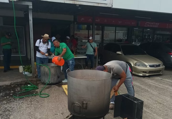 Los educadores se mantienen en estado de alerta. Foto. Melquíades Vásquez