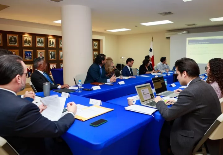 CIMS toma decisiones claves para acelerar implementación de la estrategia panameña. Foto: Cortesía/MICI