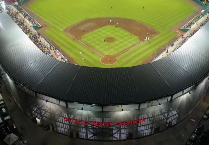 Coliseo Kenny Serracín. Foto: X / @Pandeportes