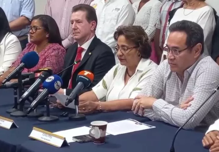 La conferencia de prensa se realizó en el Sindicato de Industriales de Panamá.