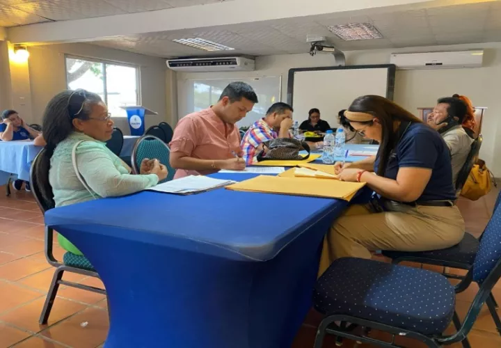 Selección de instructores en Azuero. Foto: Cortesía. 