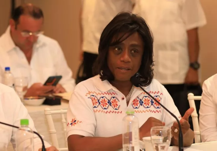 Lucy Molinar, ministra de Educación. Foto: Cortesía