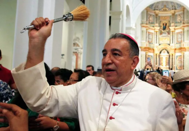 Monseñor José Domingo Ulloa. Foto: EFE
