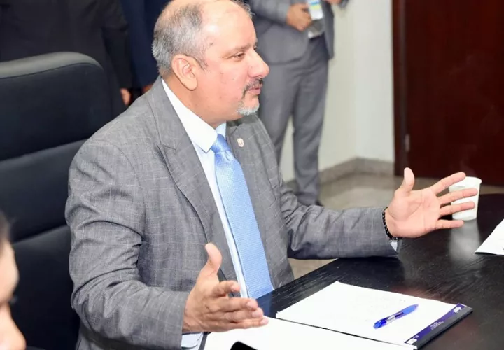 Herrera ganó la presidencia de la Asamblea en una reñida elección por tres votos de diferencia. Foto: Cortesía