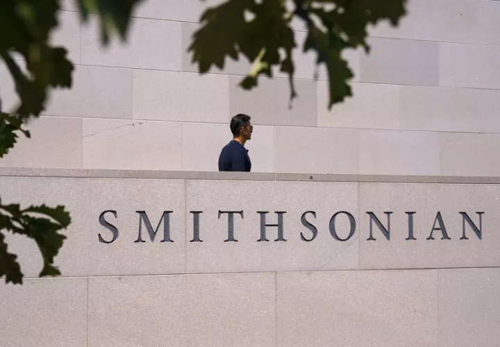 Según Donald Trump el Smithsonian está fuera de control. Foto EFE