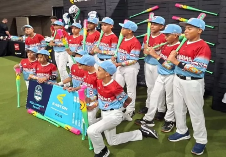 Jugadores del equipo de Panamá. Foto:@pequenaligas