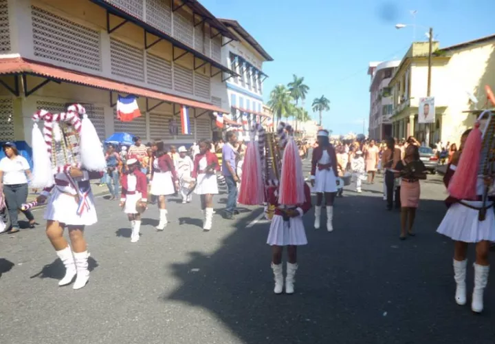 Se ha propuesto que el desfile salga de los predios del Colegio José Guardia Vega, atraviese el paseo Marino y de allí por la avenida Central Foto. Archivo