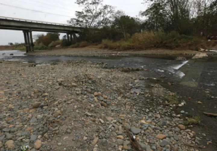 contaminacion_rio_pacora_indentificado_idaan_0.jpg