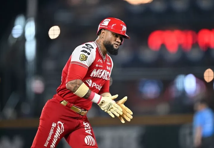 El panameño Allen Córdoba anda encendido con el madero en México. Foto diablosrojosmx
