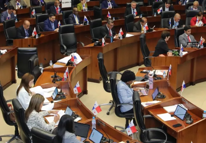 Las iniciativas de Vamos han sido tachadas de populistas.
